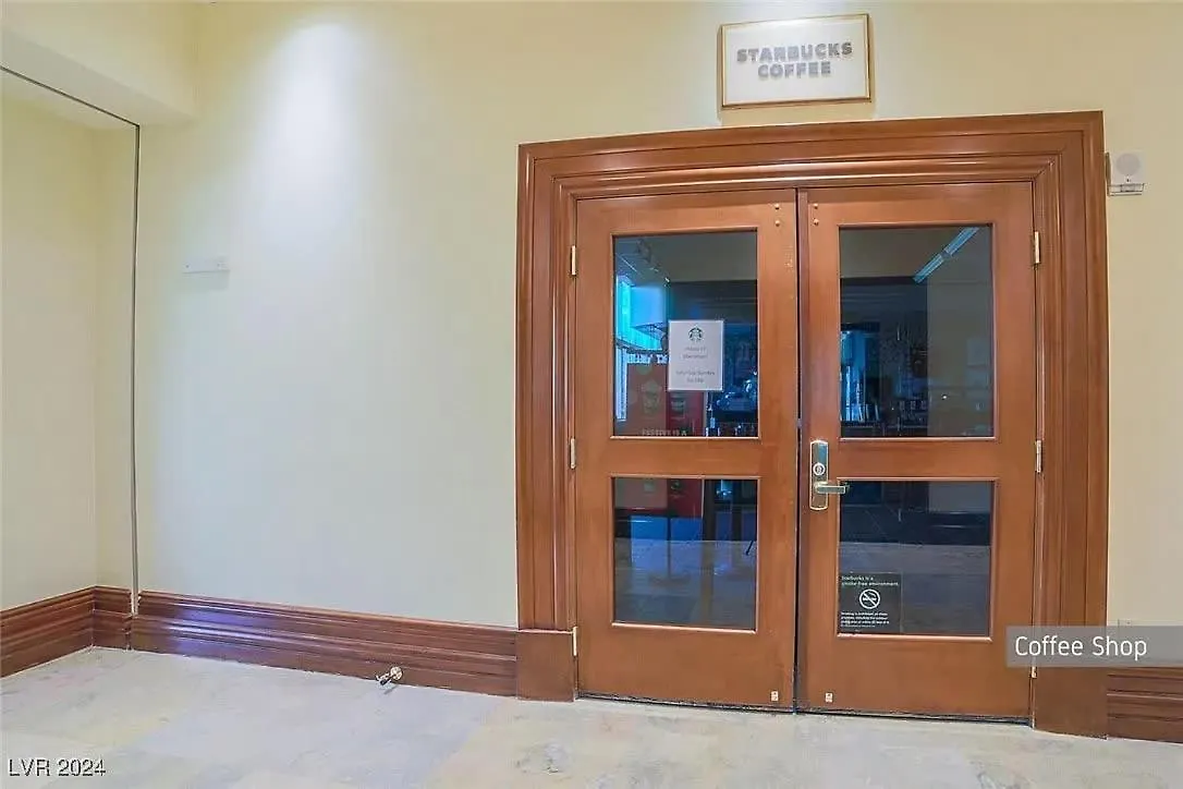 Stunning 1Br Strip Views & Balcony Suite 12701 Las Vegas