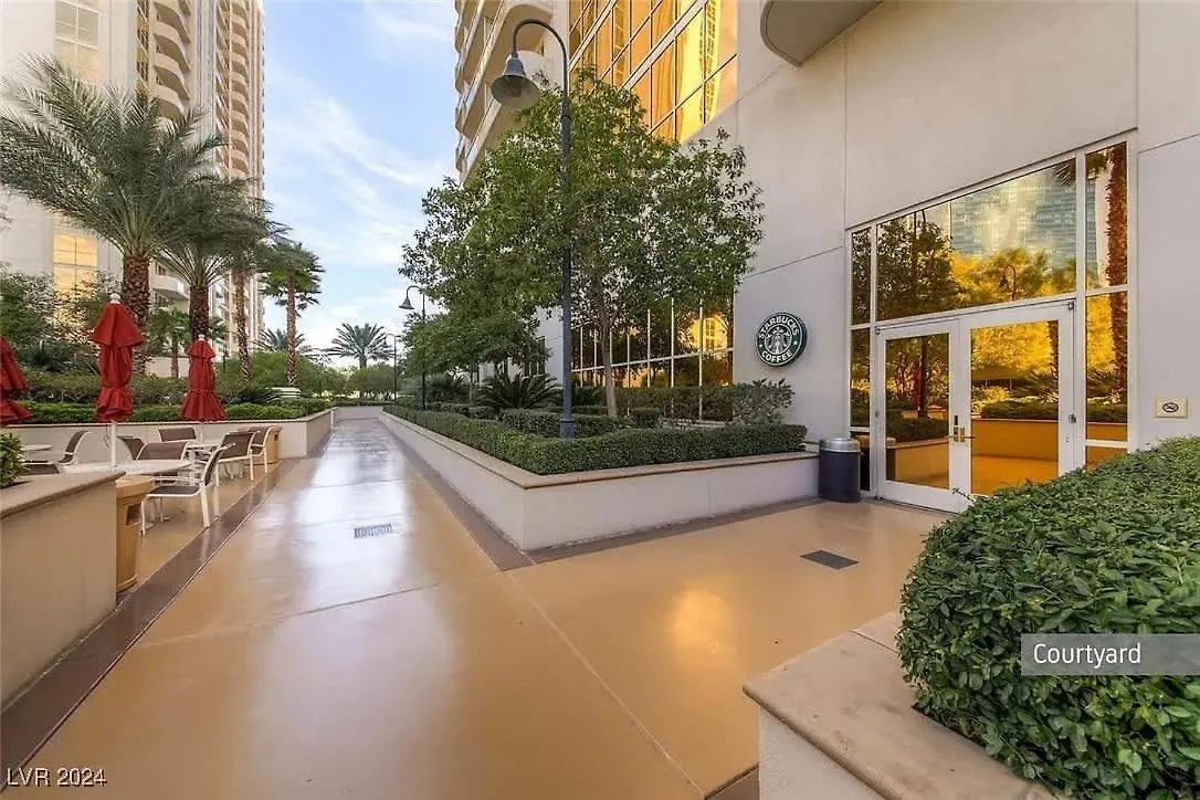 Stunning 1Br Strip Views & Balcony Suite 12701 Las Vegas United States