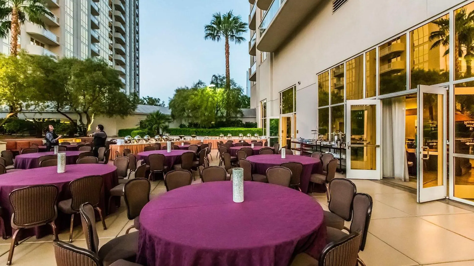 Apartment Stunning 1Br Strip Views & Balcony Suite 12701 Las Vegas