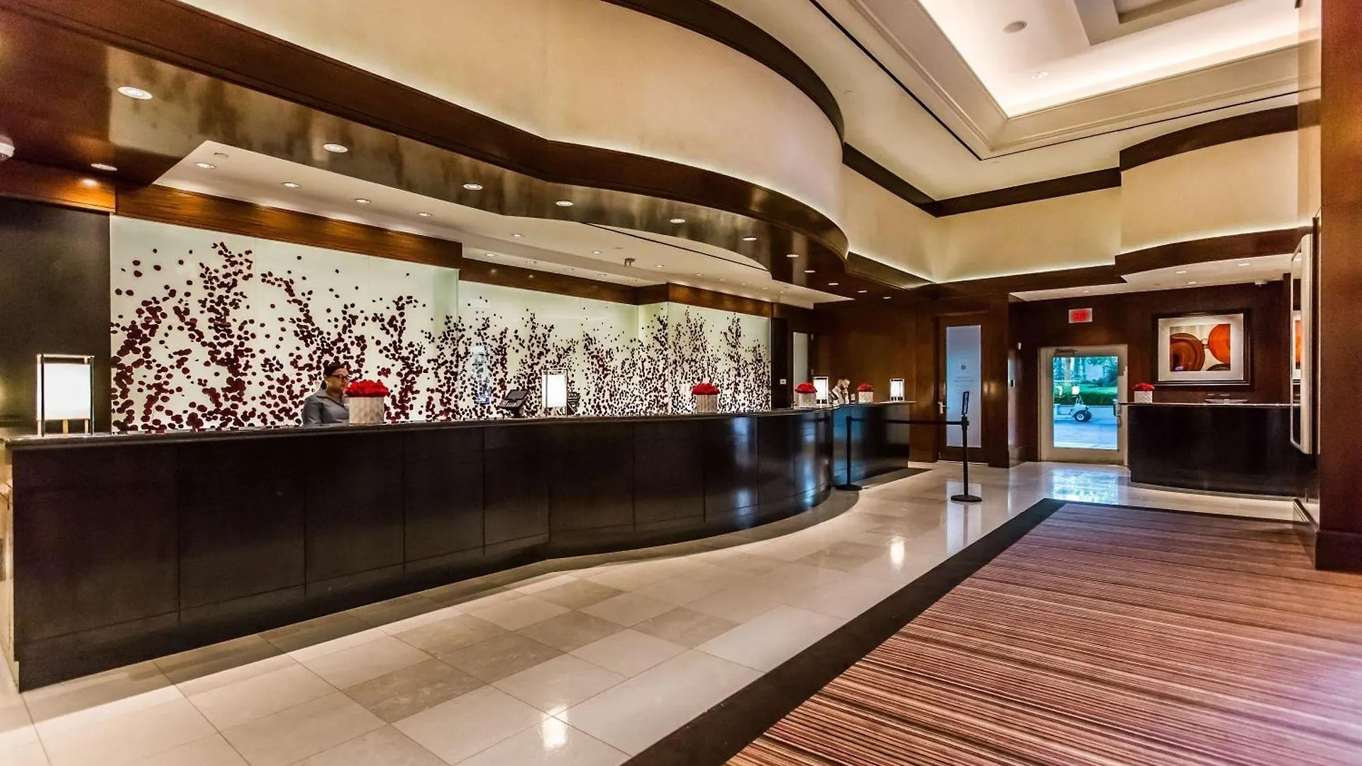 Stunning 1Br Strip Views & Balcony Suite 12701 Las Vegas Apartment