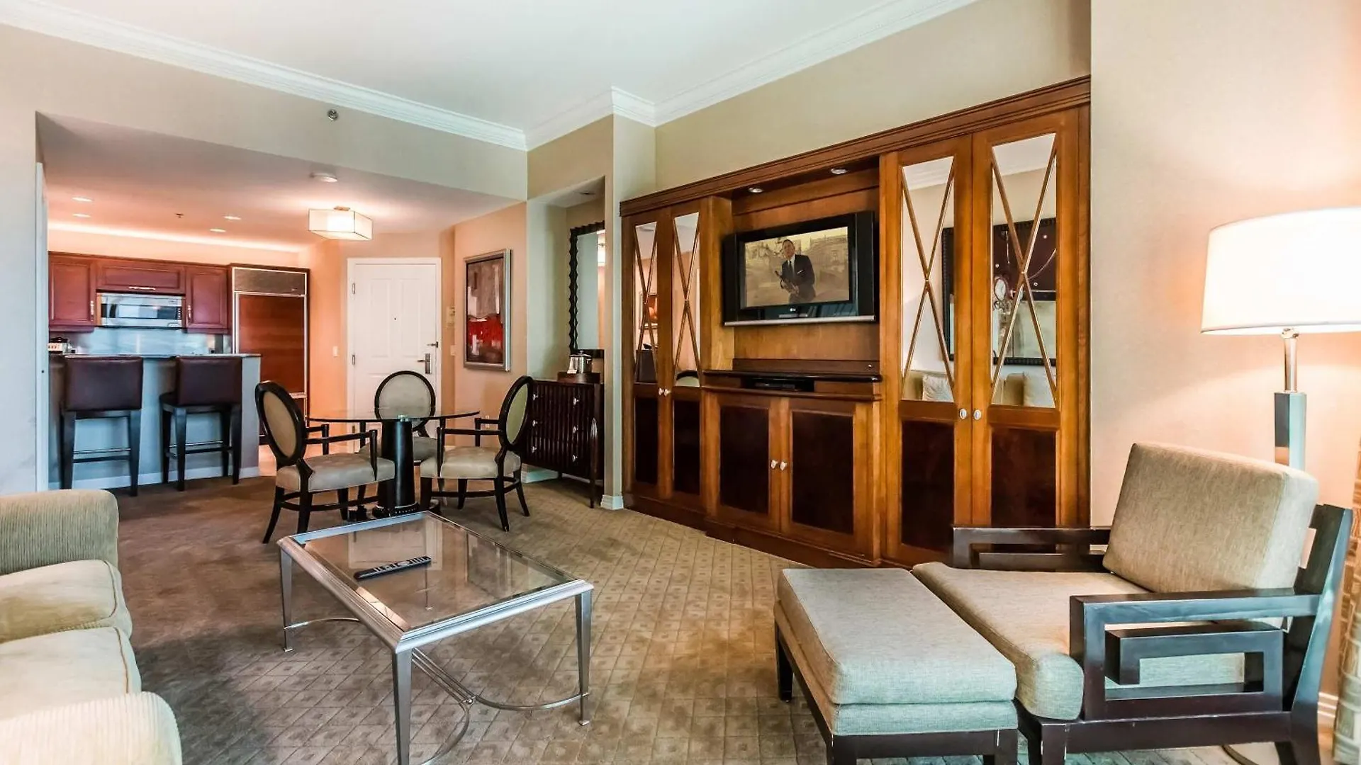 Apartment Stunning 1Br Strip Views & Balcony Suite 12701 Las Vegas