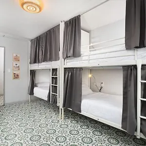 Bungalows Hostel Albergue