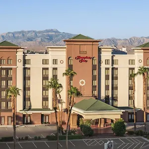 3* מלון Hampton Tropicana