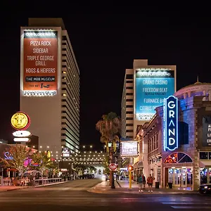 Downtown Grand & Casino فندق